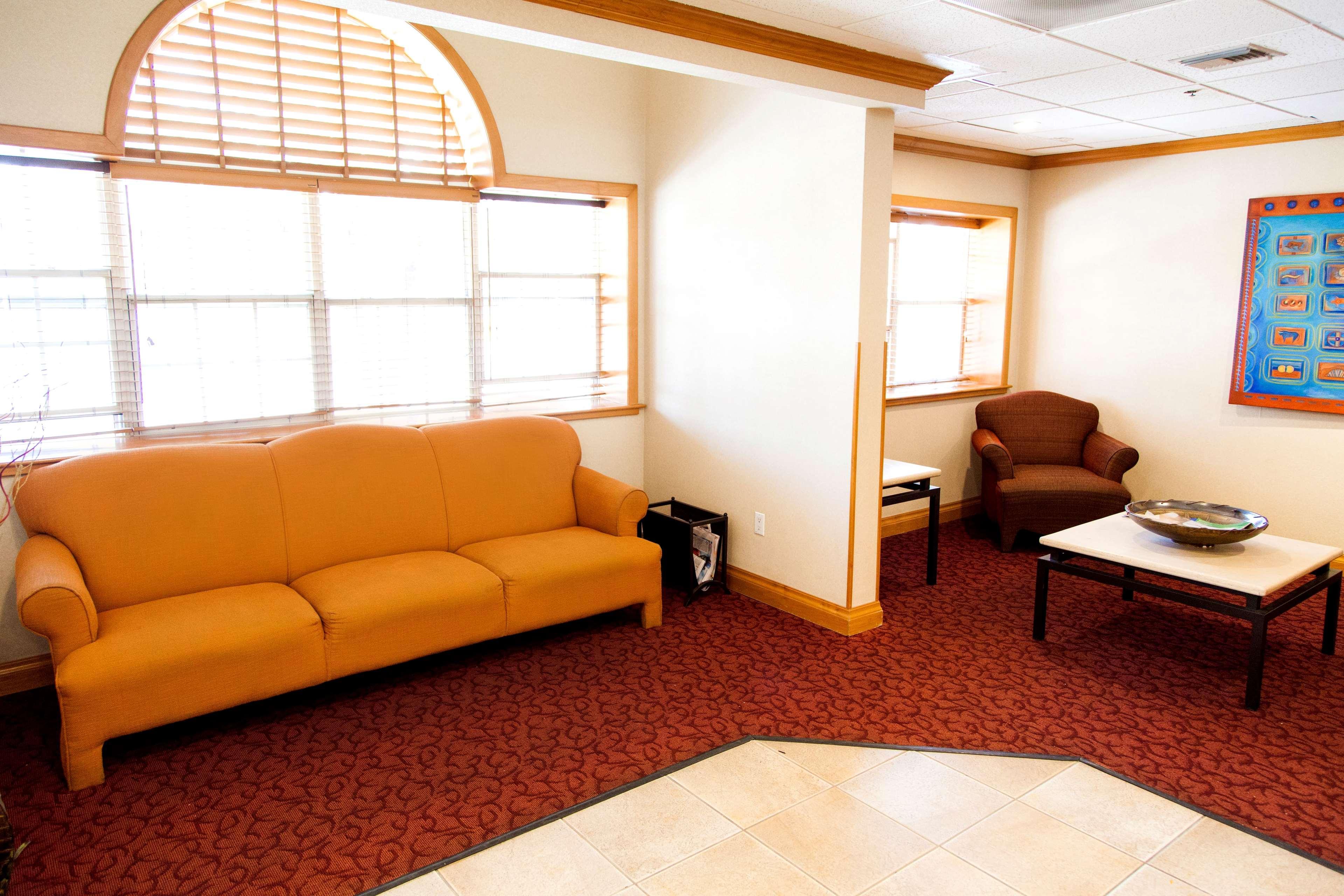Microtel Inn & Suites By Wyndham Chihuahua Exterior photo